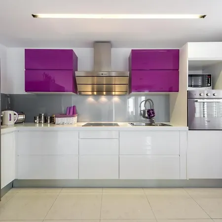 Luxury Violet Old Apartment *